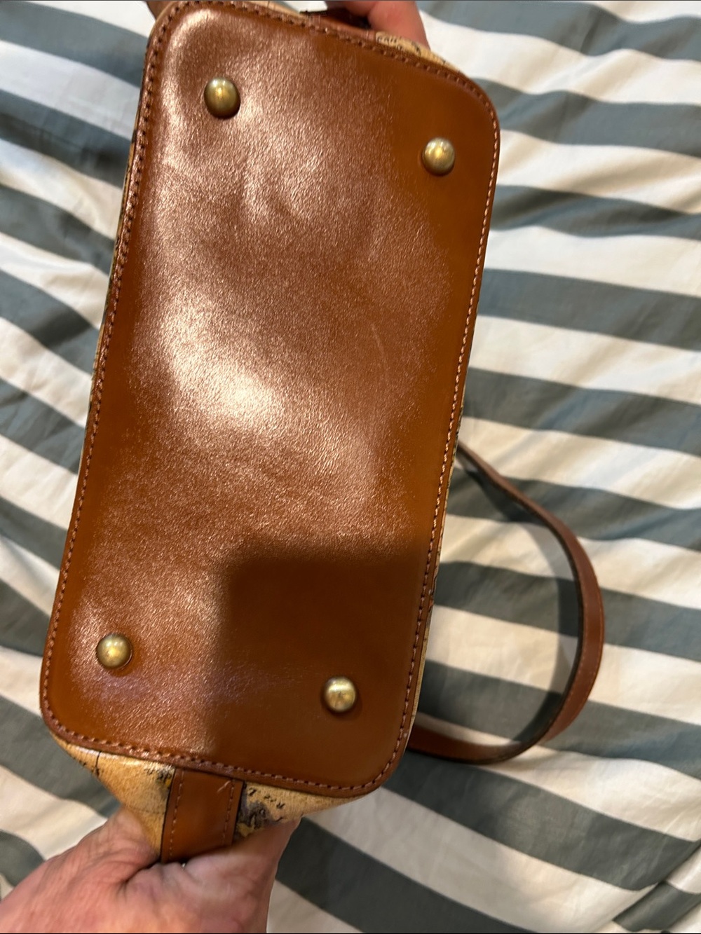 Patricia Nash Map-Print Shoulder Bag in Tan and Brown - Picture 4 of 4